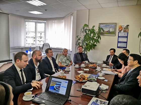 Meridian Bridge — client meeting, interpretation, or delegation